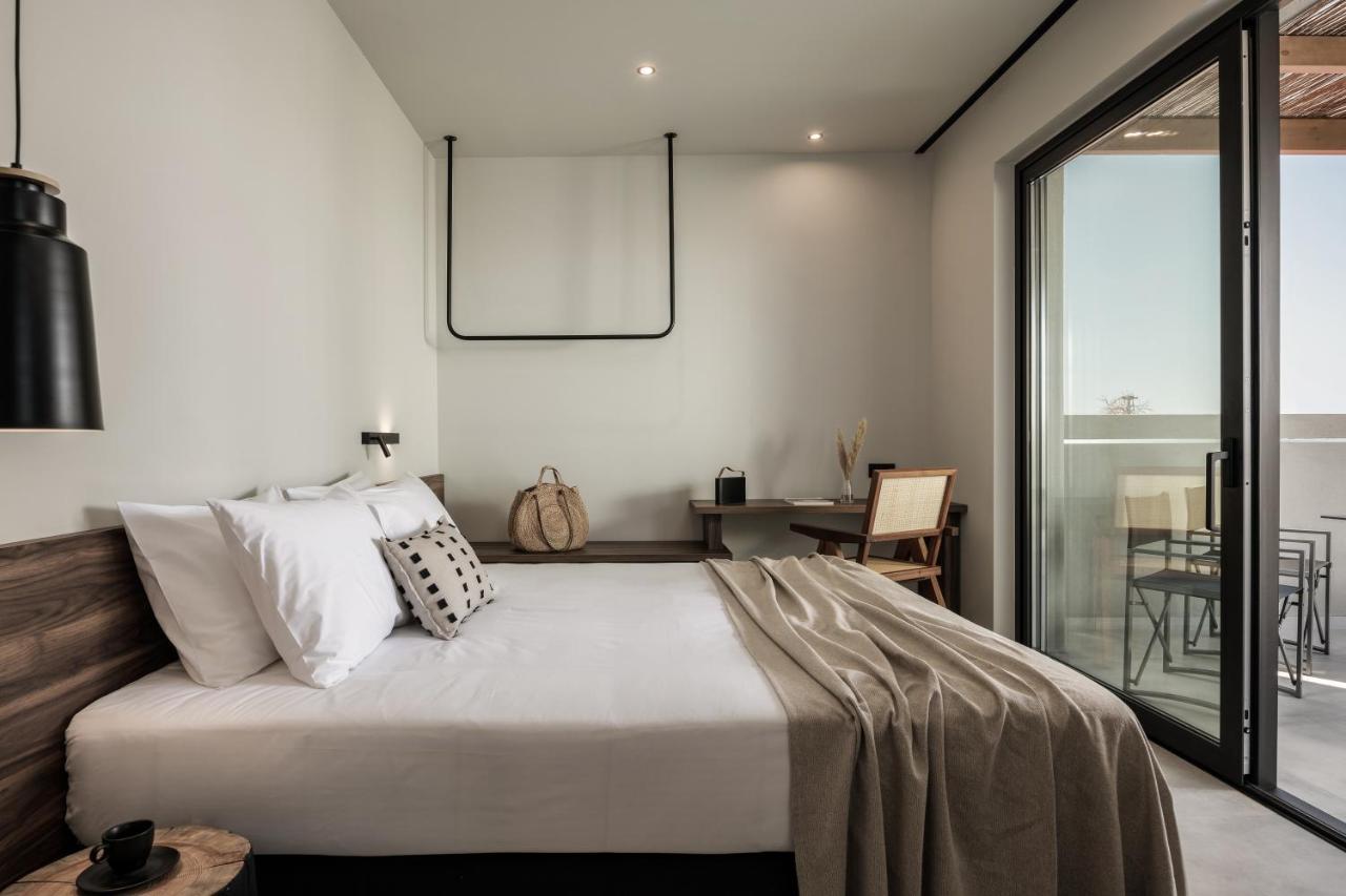Aku Suites With Private Pools สตาลิดา ภายนอก รูปภาพ