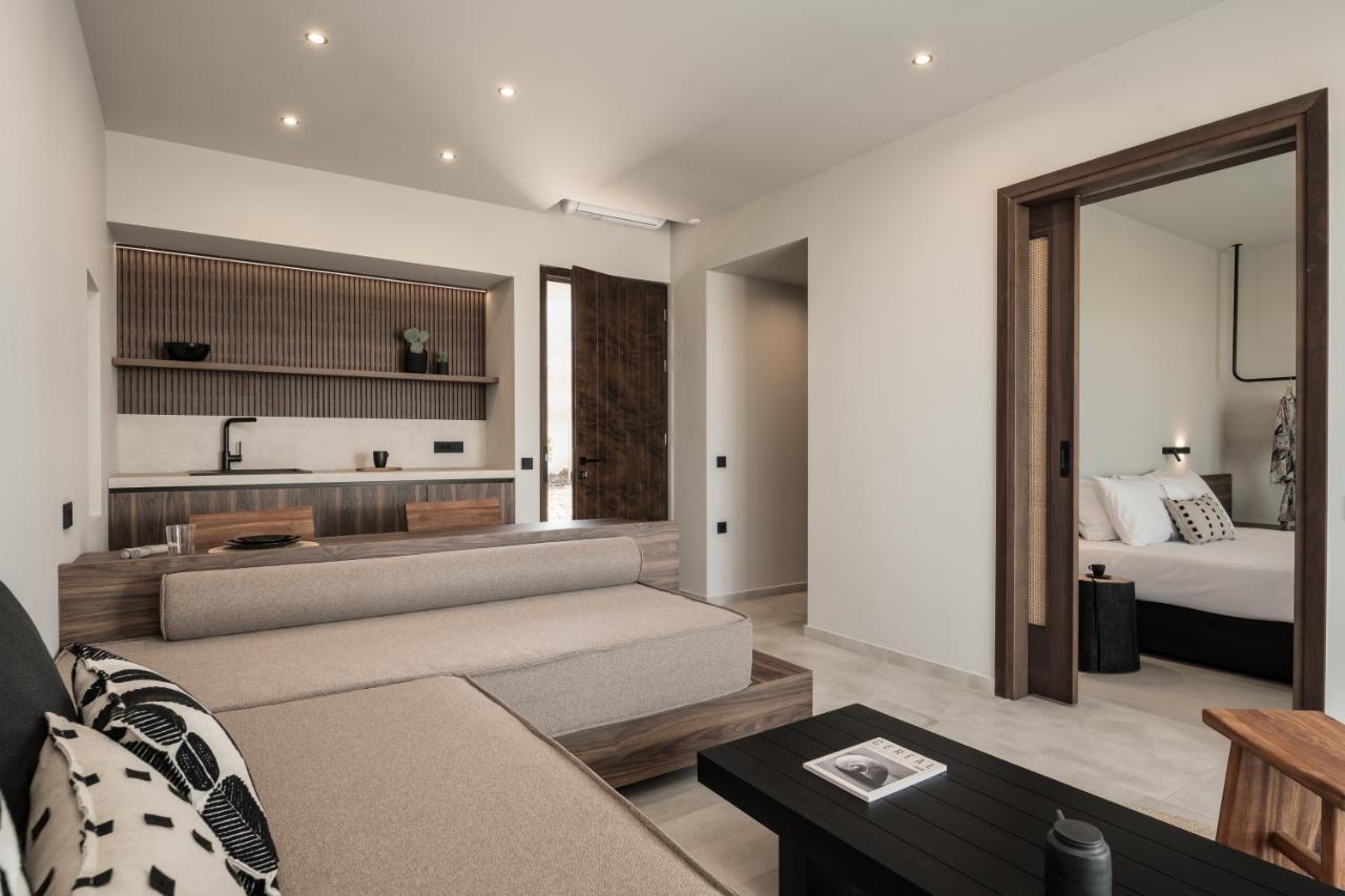 Aku Suites With Private Pools สตาลิดา ภายนอก รูปภาพ