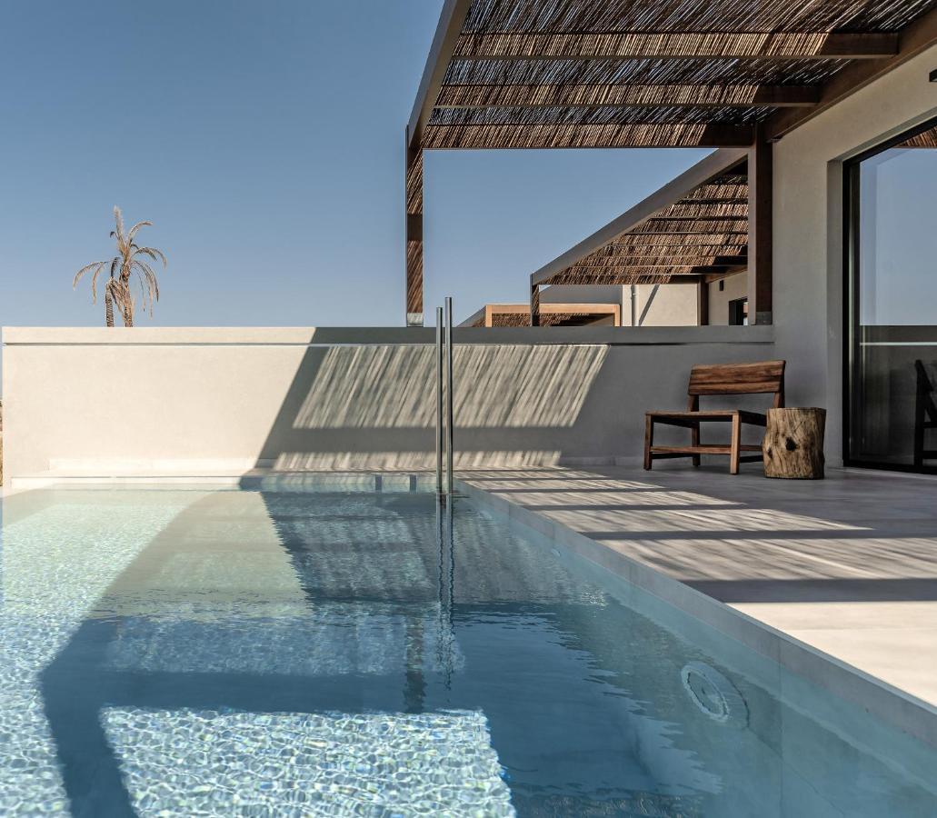 Aku Suites With Private Pools สตาลิดา ภายนอก รูปภาพ