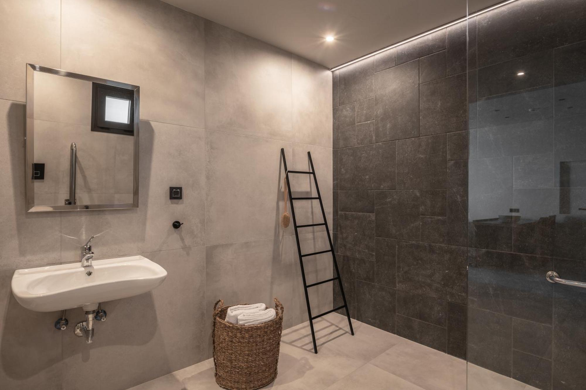 Aku Suites With Private Pools สตาลิดา ห้อง รูปภาพ